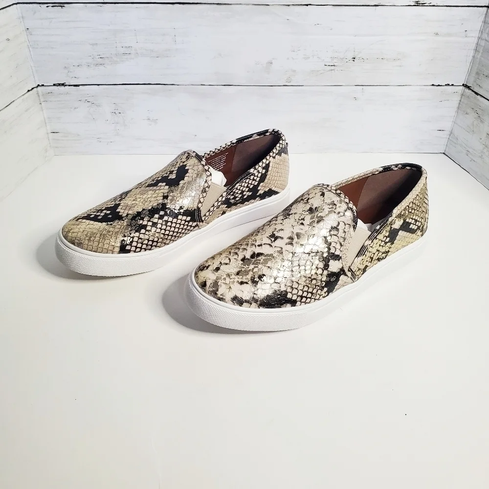 STEVE Madden Safary Snakeskin Slip On Sneakers - Picture 4 of 8